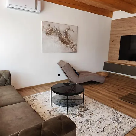 Bystrice Park Les Holiday home *